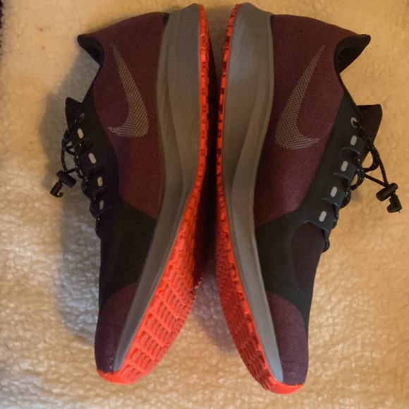 Nike run Utility shield athletic shoes Men’s - Picture 2 of 7